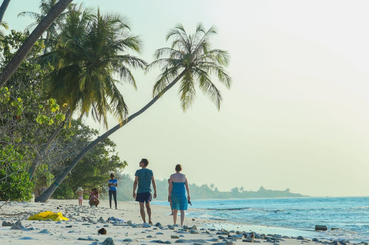 Dhigurah Retreat Beach Exterior photo